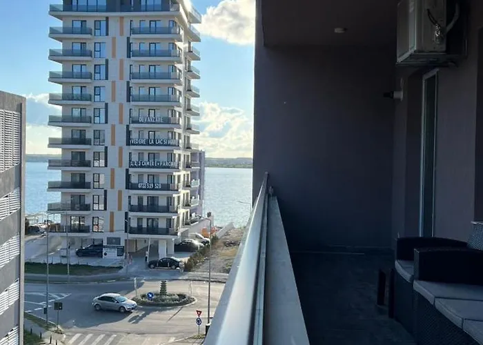 Lotus Near Opera 아파트 *